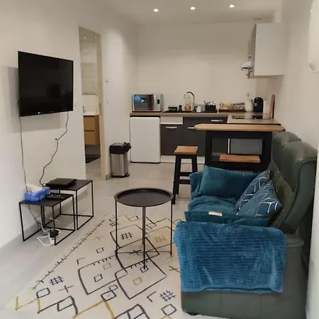 Holiday home Studio Crystal Vernon-giverny *