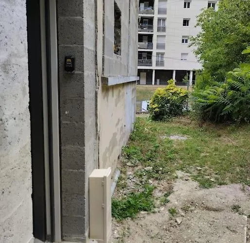 Studio Crystal Vernon-giverny Hébergement de vacances *